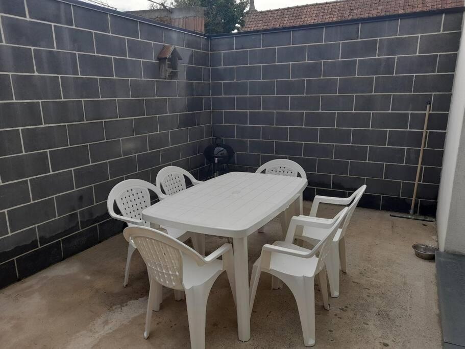 Maison De 100M2 Avec Terrasse Wardrecques المظهر الخارجي الصورة